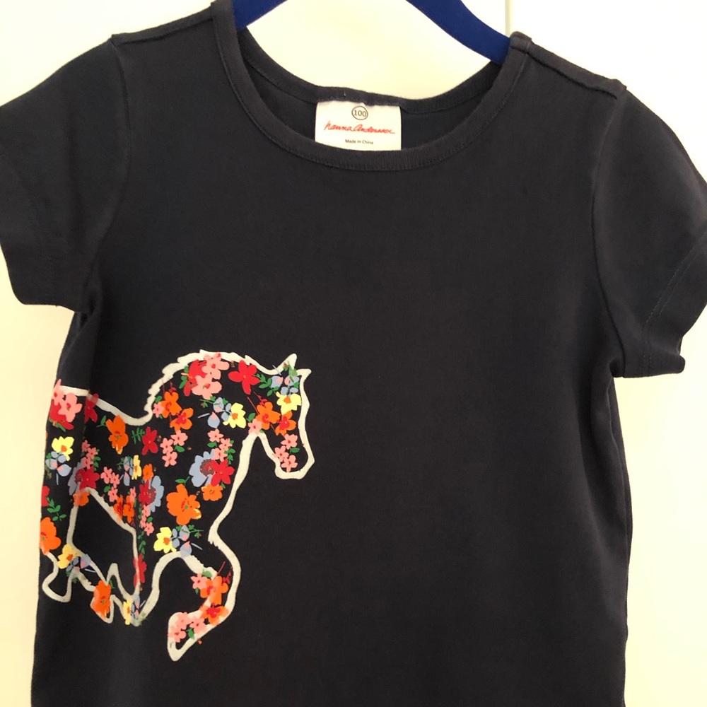 Hanna Andersson summer t-shirt